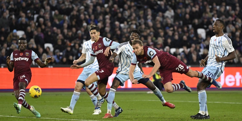 Phong độ Nottingham Forest vs West Ham trước giờ G